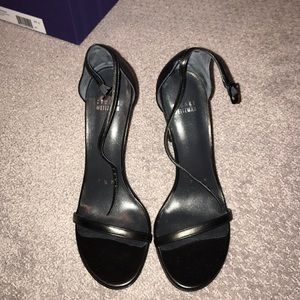 Stuart Weitzman “NudistSong” Heels